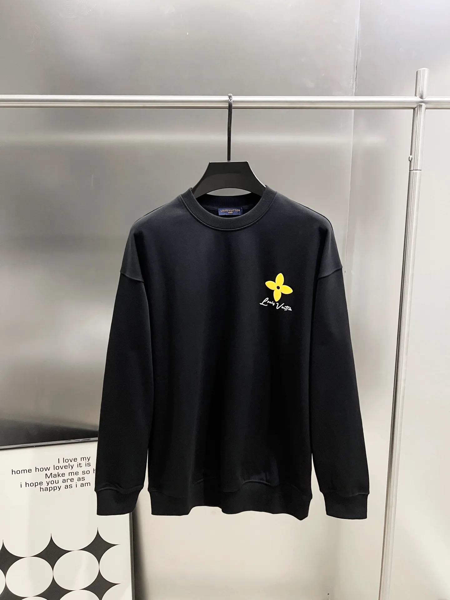 🅿️260 1v Louis* 2025 autumn and winter new style, customized double yarn fabric, round neck long-sleeved sweatshirt, classic large flower foaming technology design, high-end version! The same loose version for men and women S M L XL XXL five sizes color black white